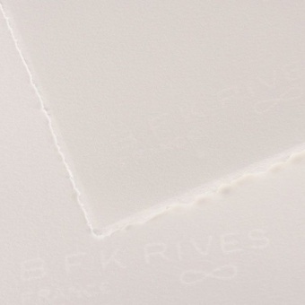 FEUILLE VELIN BFK RIVES 76 X 112 280 G BLANC